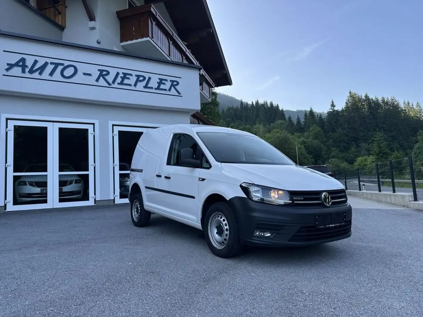 Volkswagen Caddy Kasten 2,0 TDI 4Motion inkl.1JahrCarGarantie Blanc - 2