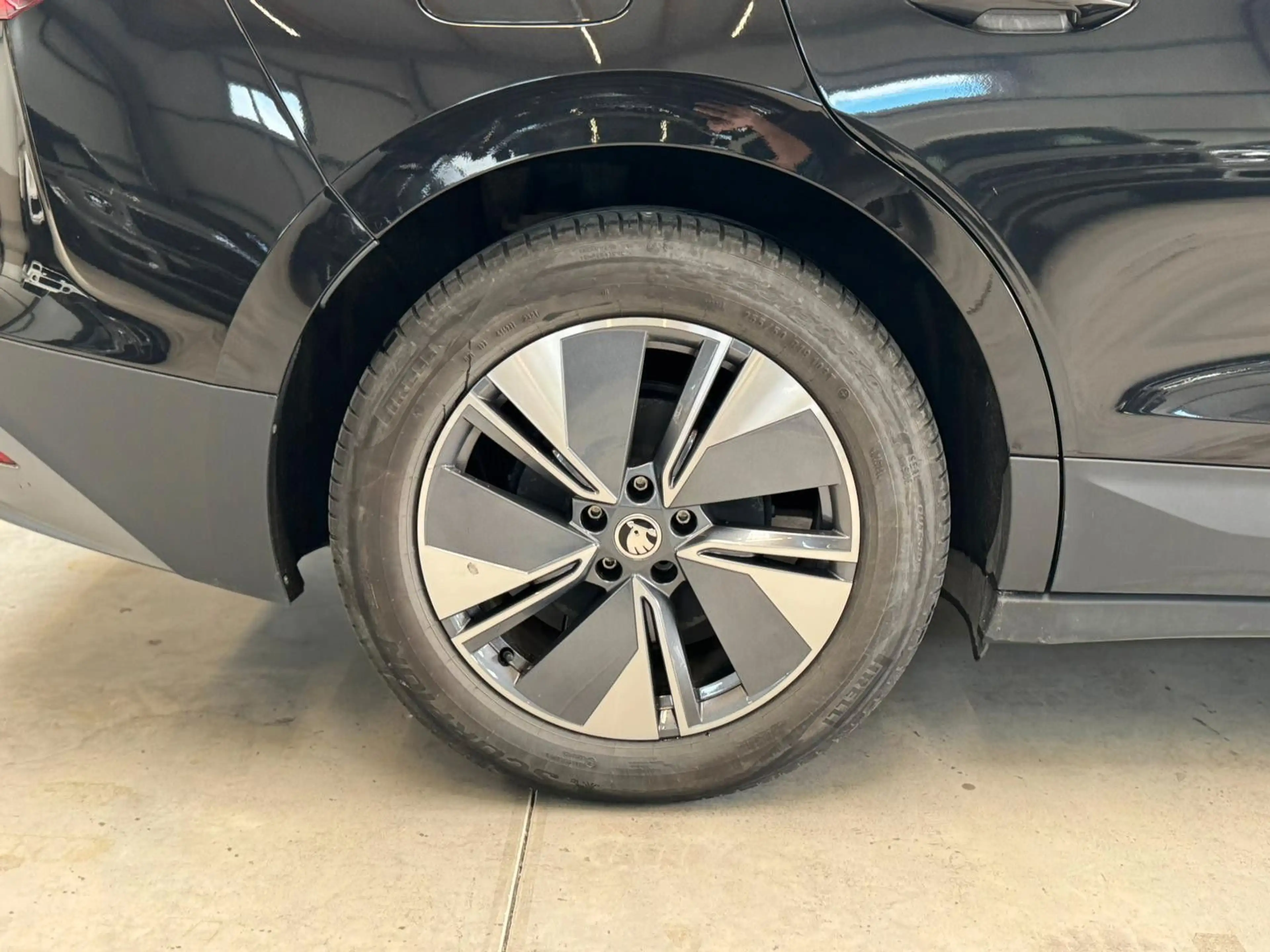 Skoda Enyaq ENYAQ 80 LOFT Sportline Navi FULLY — photo 7