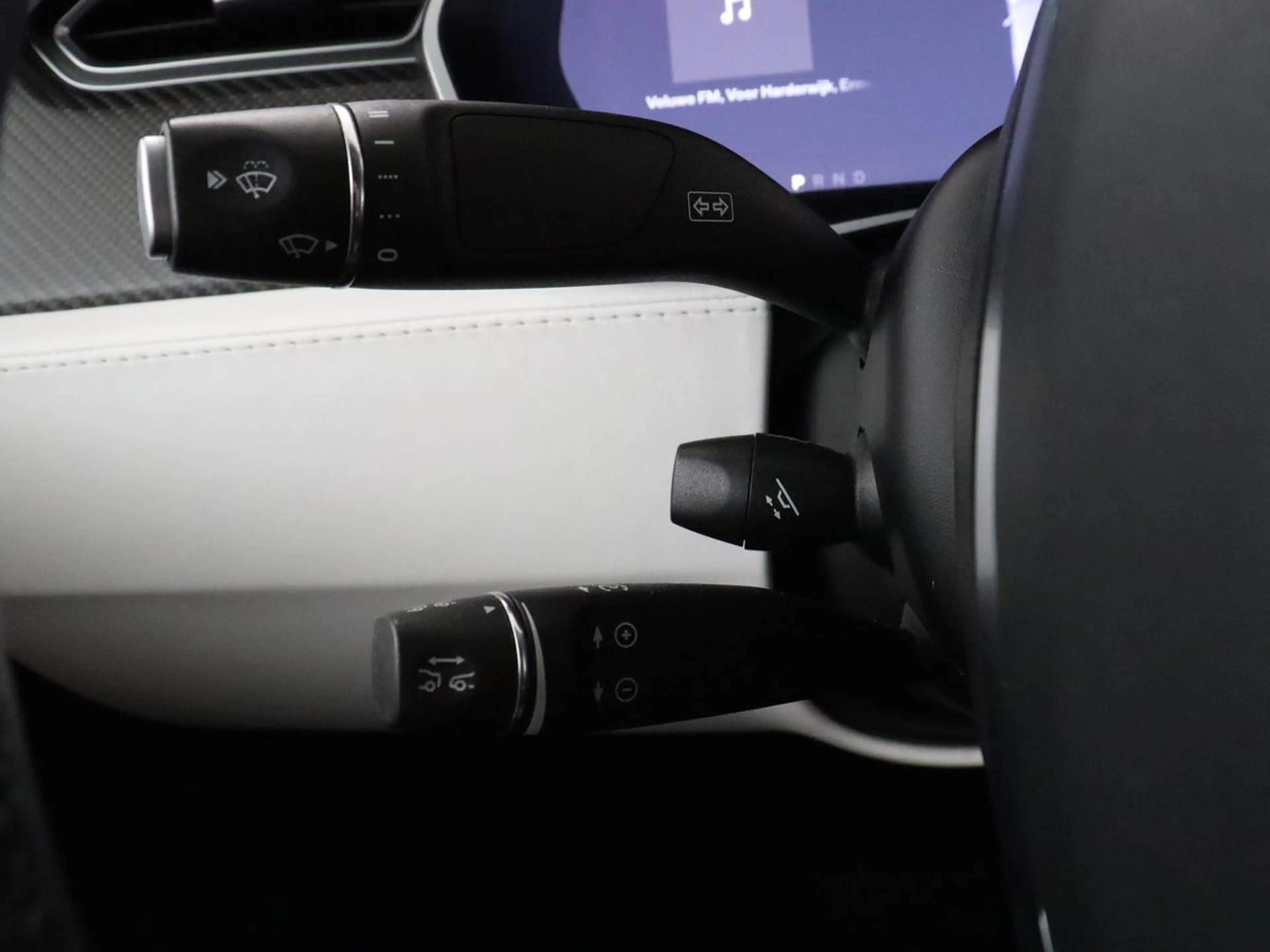 Tesla Model X 75D Base | SOH 88,4% | Leder | Memory | Cruise Con — photo 26