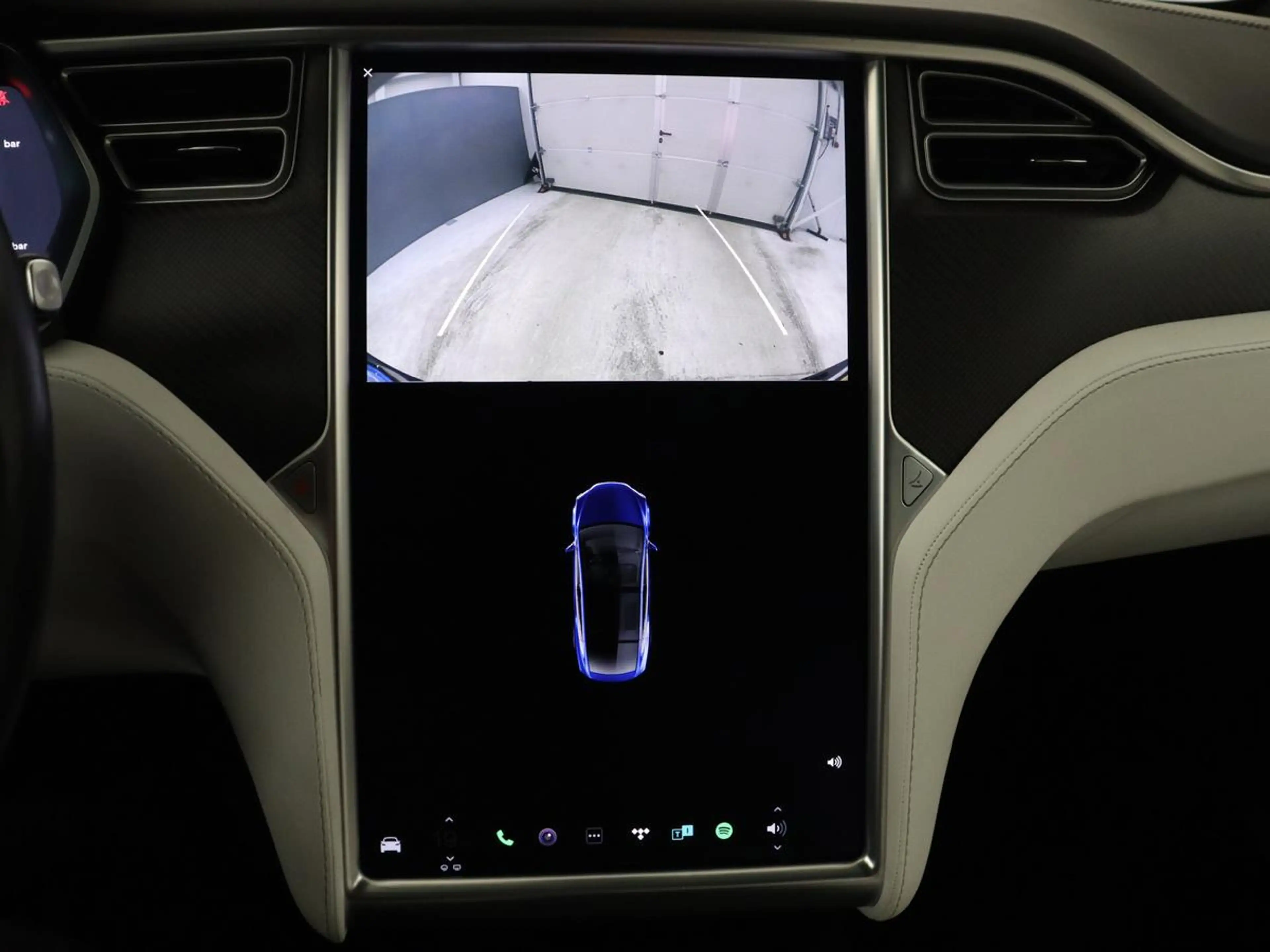Tesla Model X 75D Base | SOH 88,4% | Leder | Memory | Cruise Con — photo 19