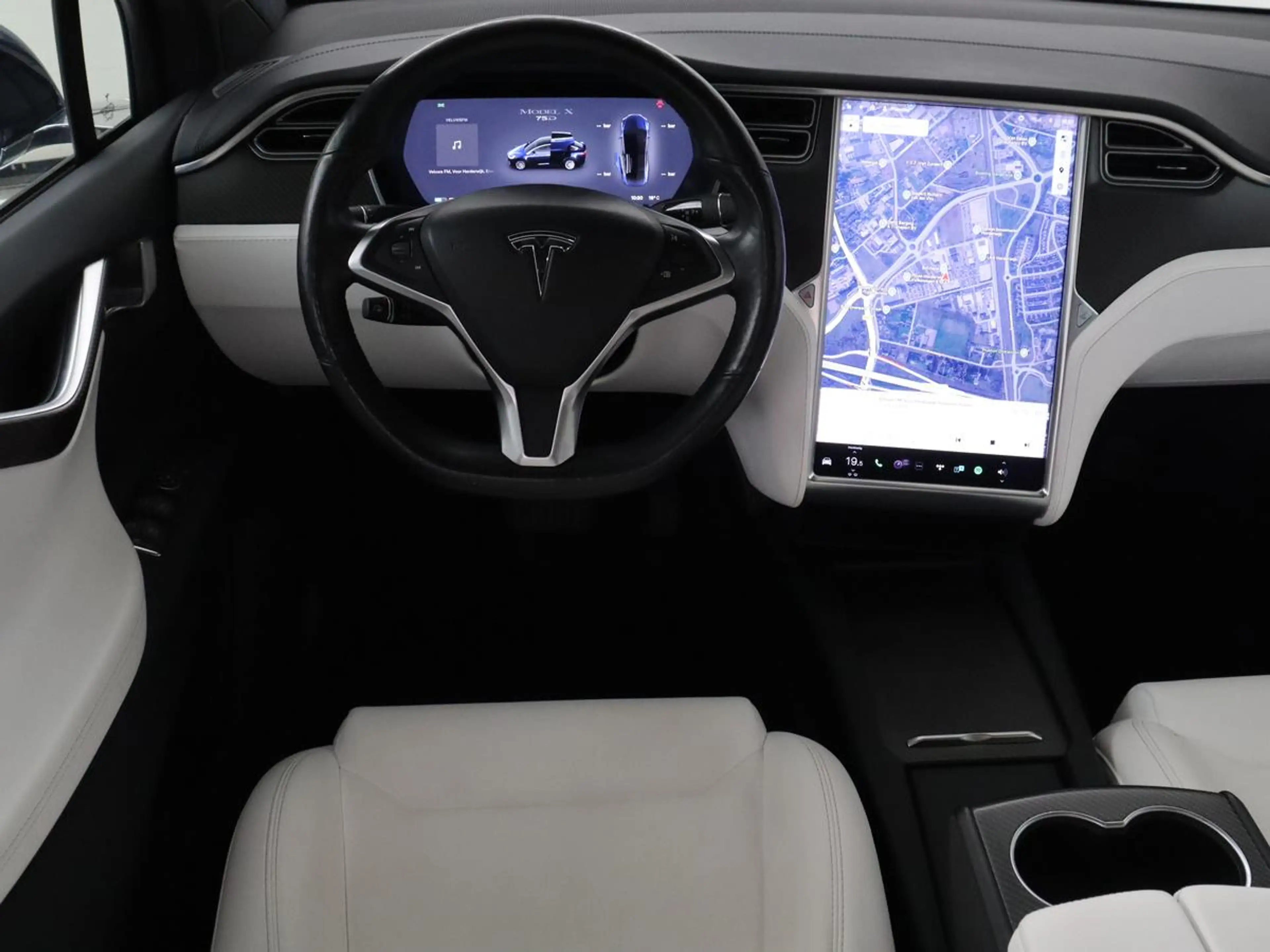 Tesla Model X 75D Base | SOH 88,4% | Leder | Memory | Cruise Con — photo 4