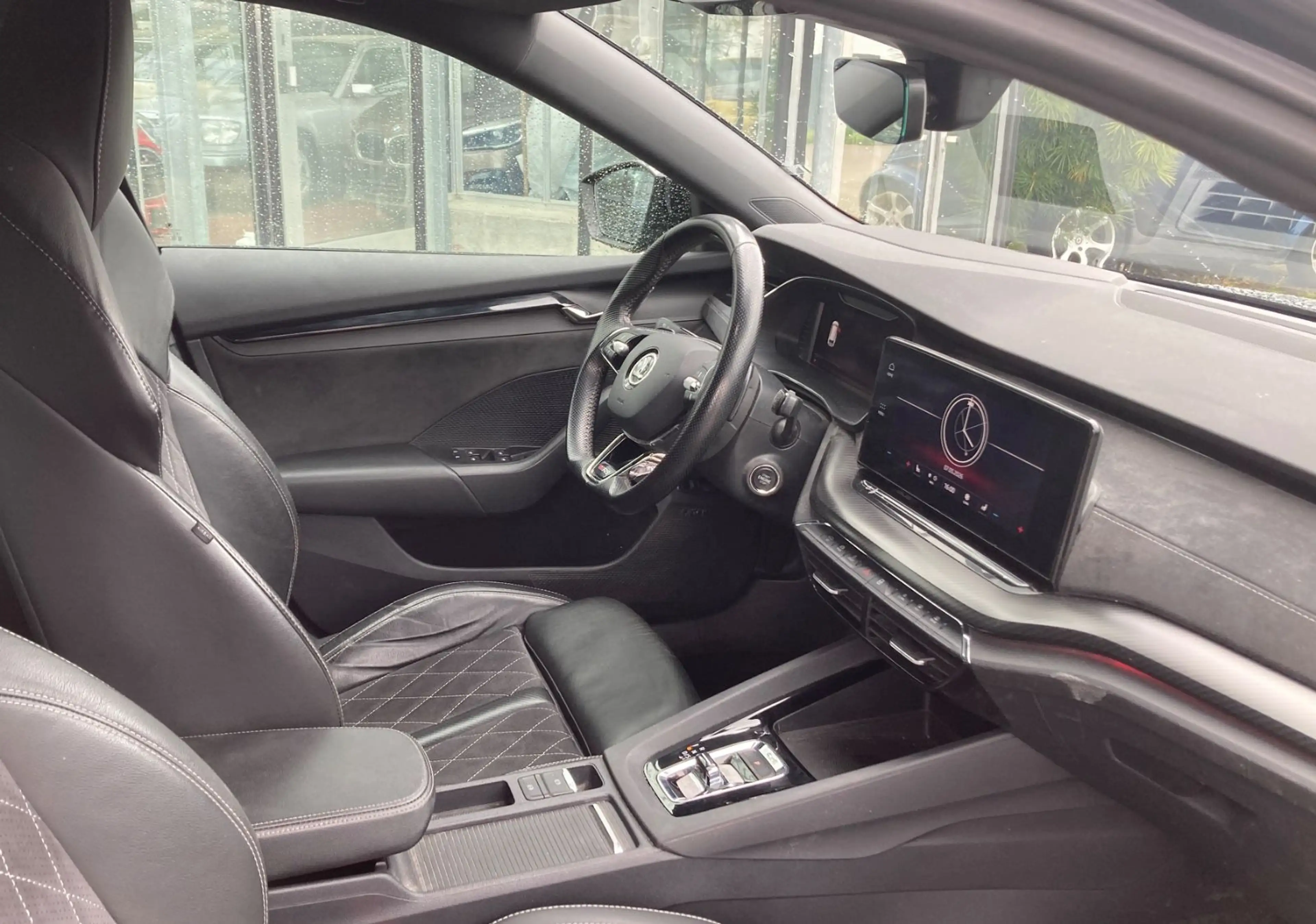 Skoda Octavia Combi RS 4x4 DSG AHK Kamera Navi Alu 19" — photo 9
