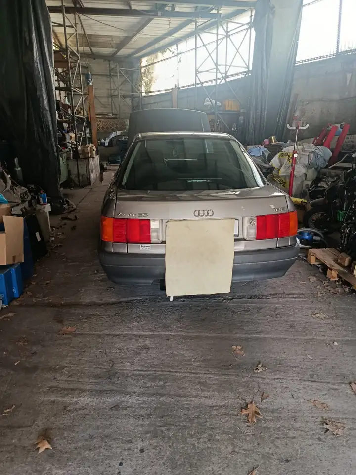 Audi 80, foto 2