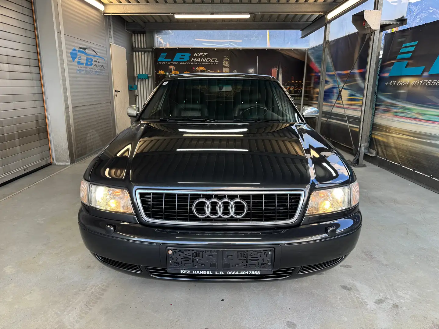 Audi S8 A8 quattro 4,2 S8 Schwarz - 2