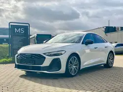 Audi A5 Lim TFSI 150 kW 2x S line ACC Matrix