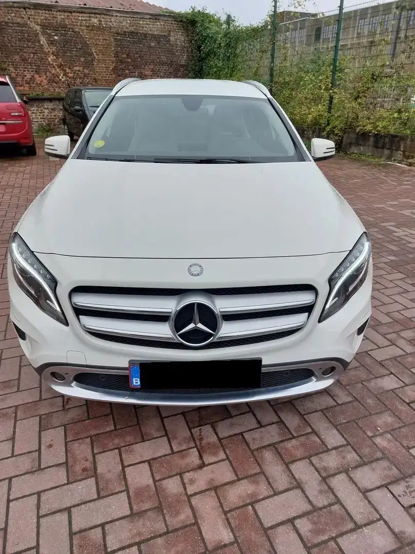 Mercedes-Benz GLA 200 (CDI) d Wit - 1