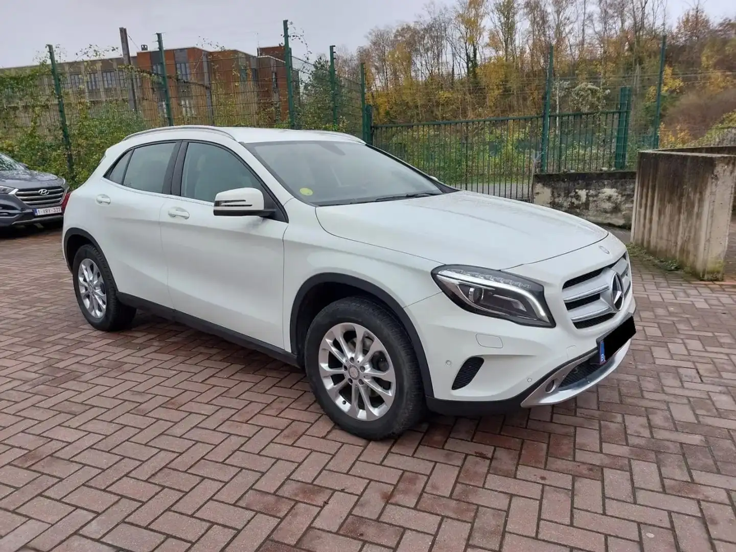 Mercedes-Benz GLA 200 (CDI) d Wit - 2