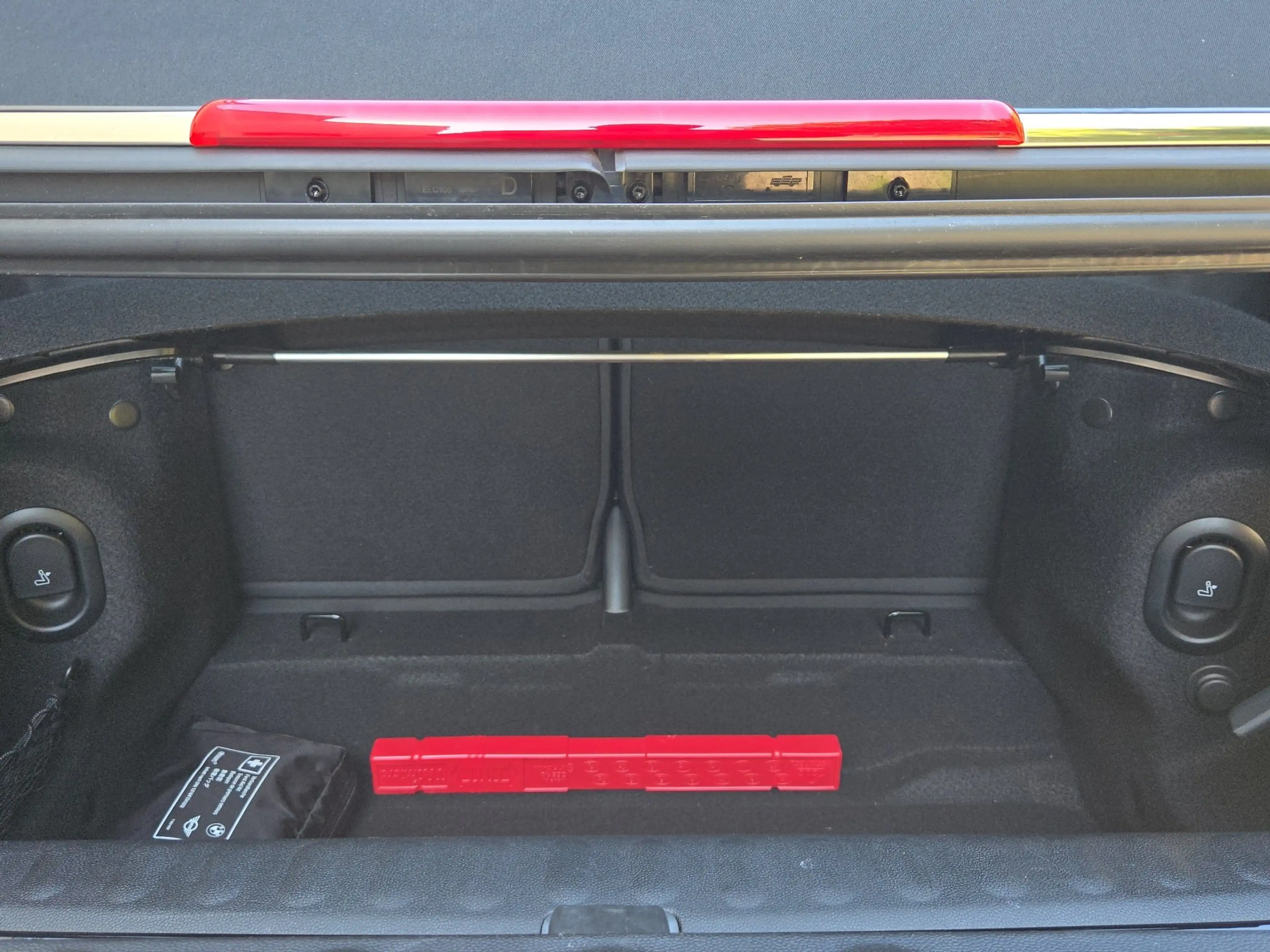 MINI Cooper S Cabrio — photo 14