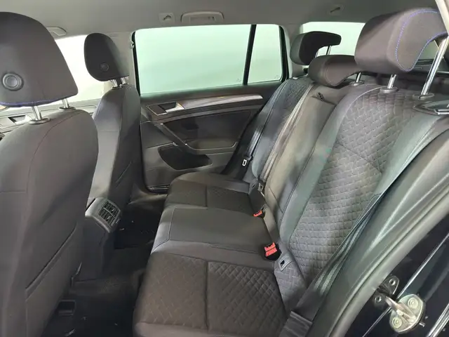 Volkswagen Golf view 15