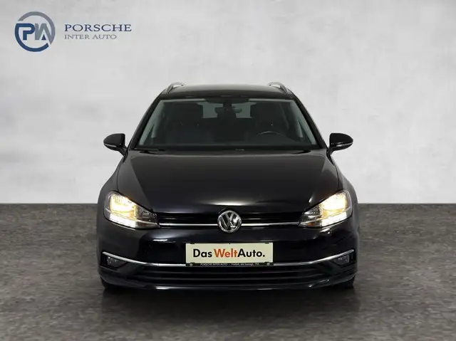 Volkswagen Golf view 2