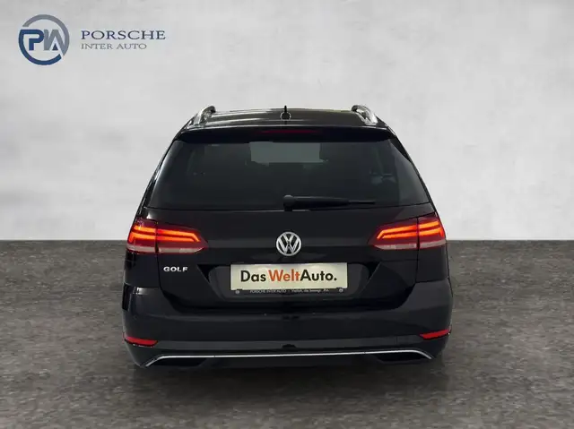 Volkswagen Golf view 5