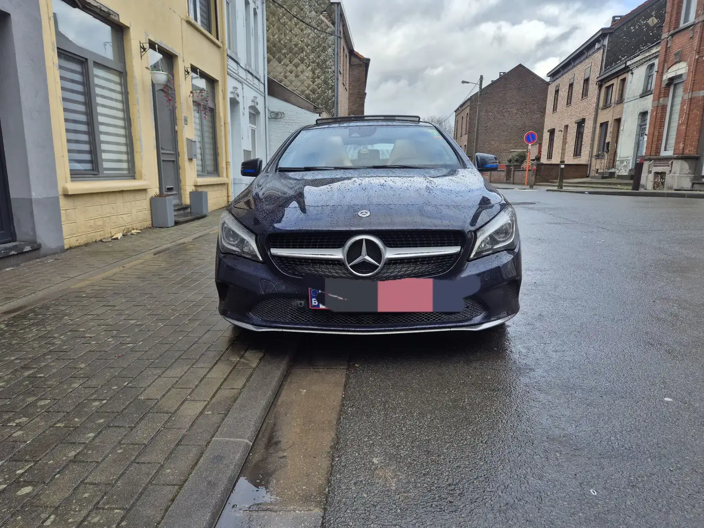 Mercedes-Benz CL 180 CLA 180d - 1
