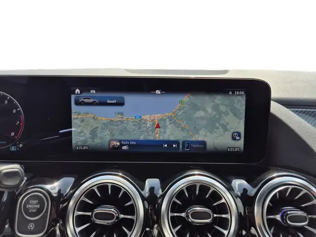 Mercedes-Benz Gla Class view 11