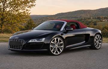 Spyder 5.2 V10 quattro r-tronic- BOOK -SCARICO