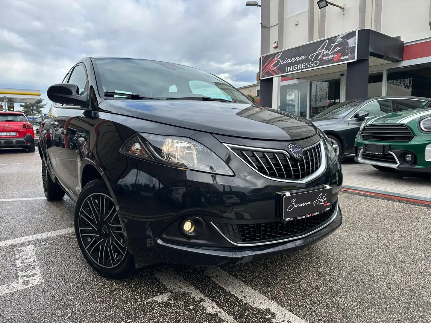 Lancia Ypsilon Ypsilon 1.0 firefly hybrid Gold #retrocamera Negro - 1