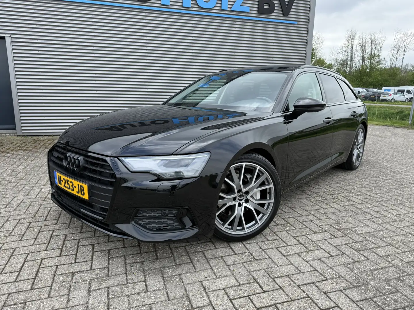 Audi A6 Avant 45 TFSI Quattro Design edition Panoramadak T Zwart - 2