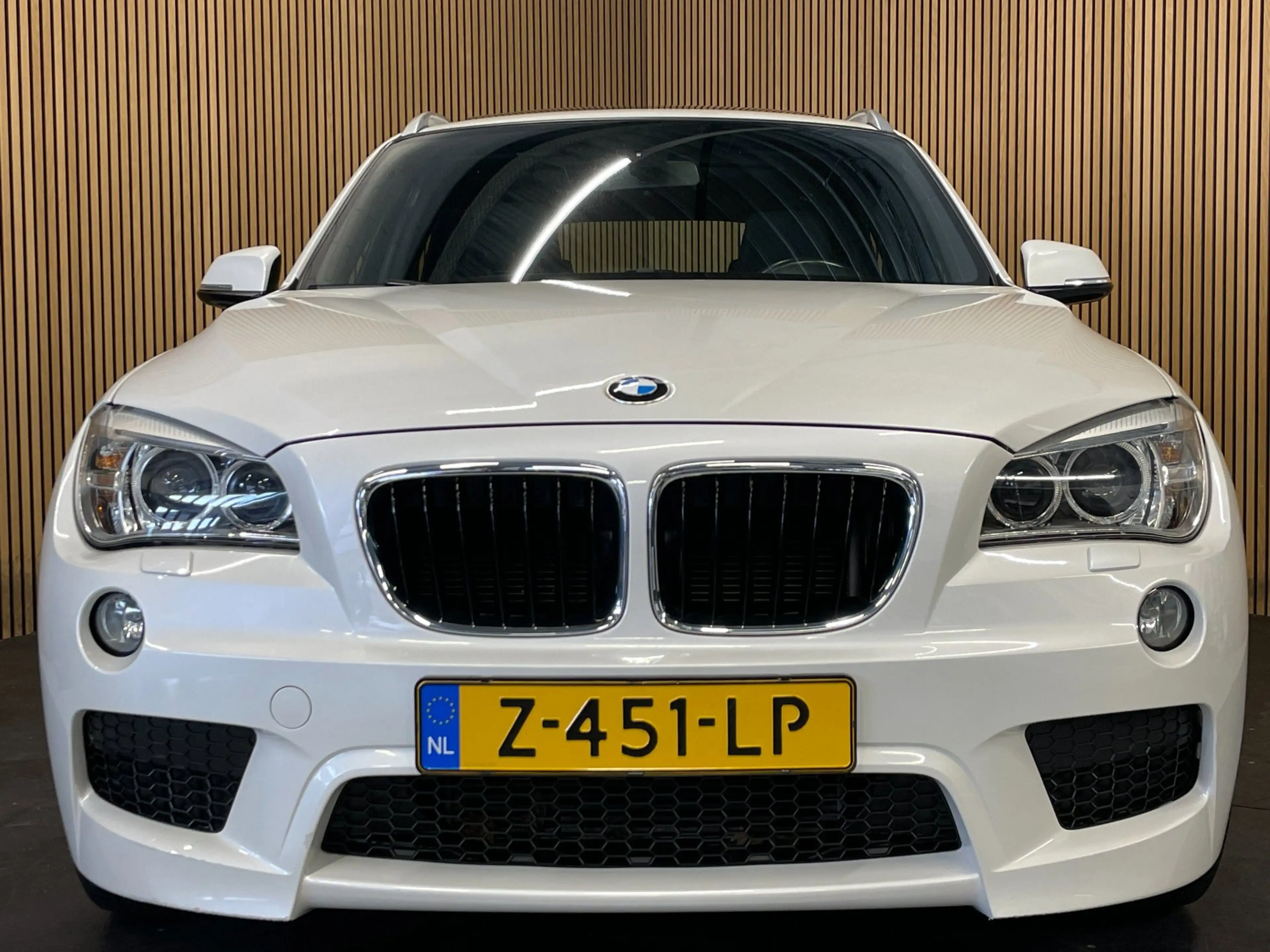 BMW X1 SDrive20i|M-PAKKET|BLACK&WHITE|AUTOMAAT|PANORAMADA — photo 35