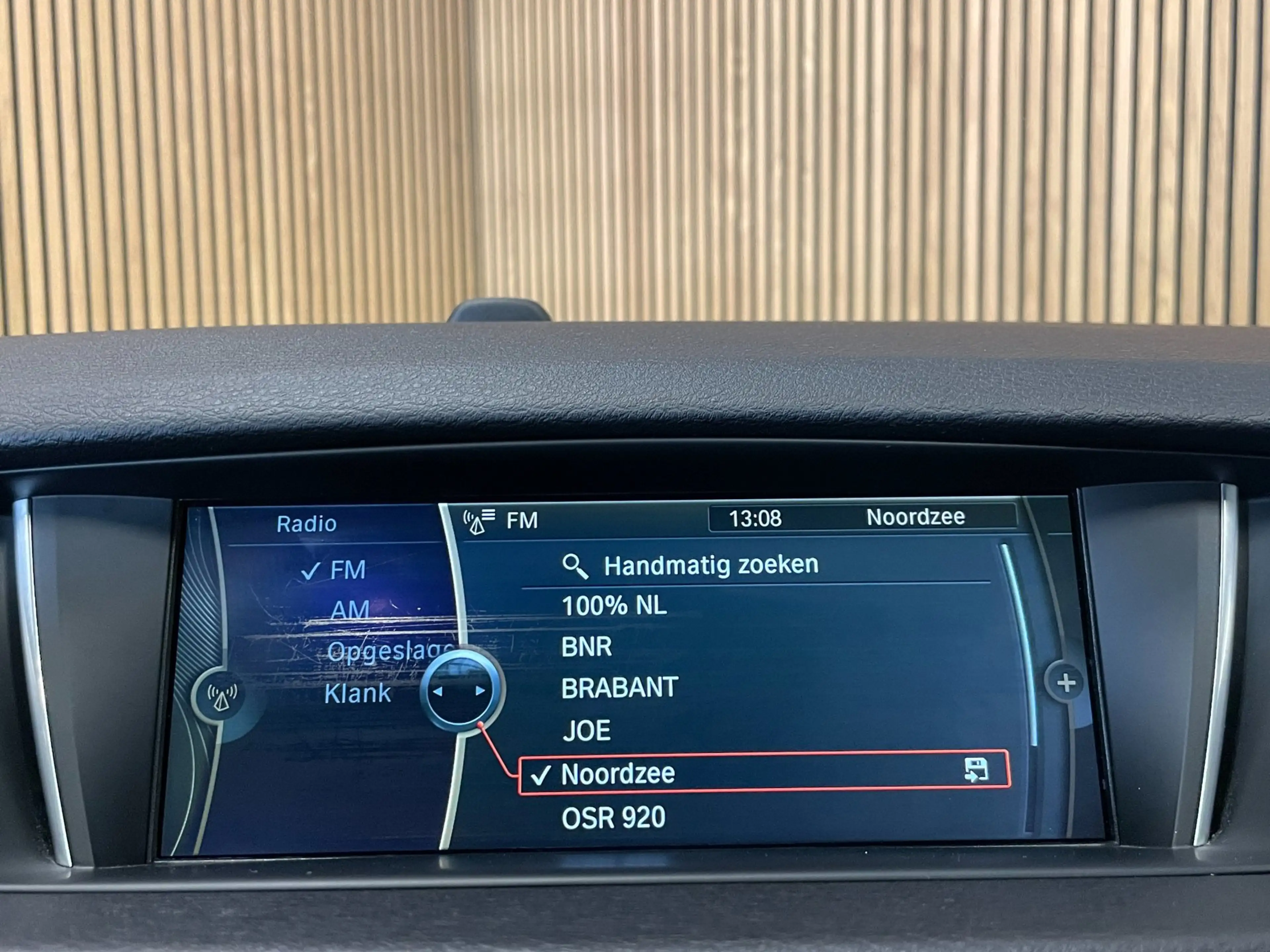 BMW X1 SDrive20i|M-PAKKET|BLACK&WHITE|AUTOMAAT|PANORAMADA — photo 38