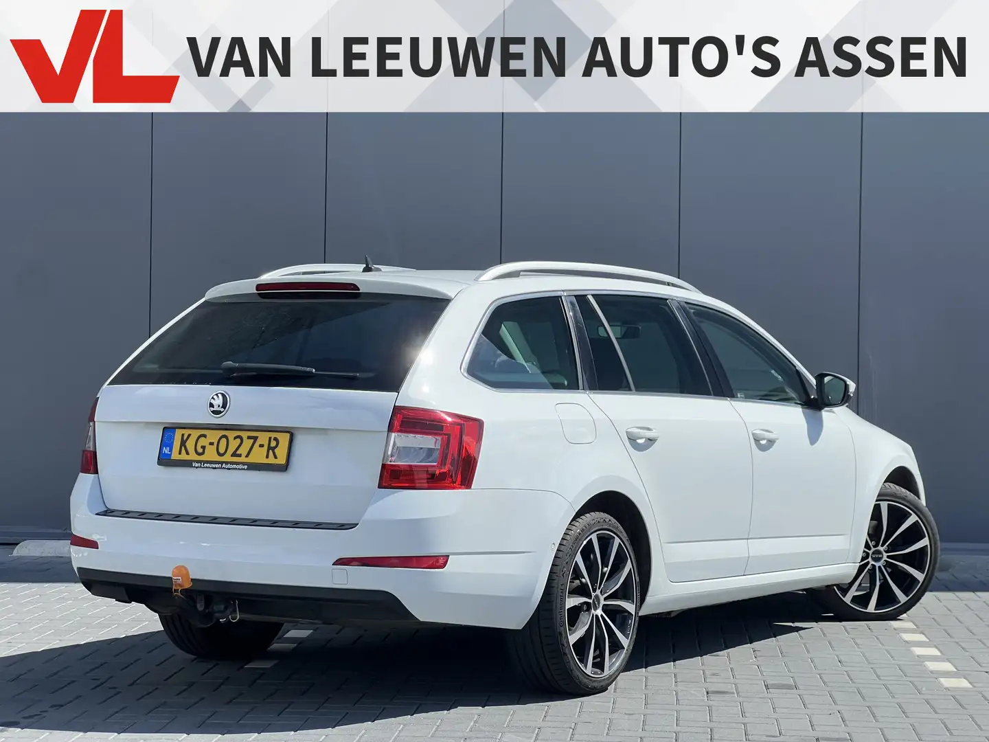 Skoda Octavia Combi 2.0 TDI Greentech Style Business | Canton So Wit - 2