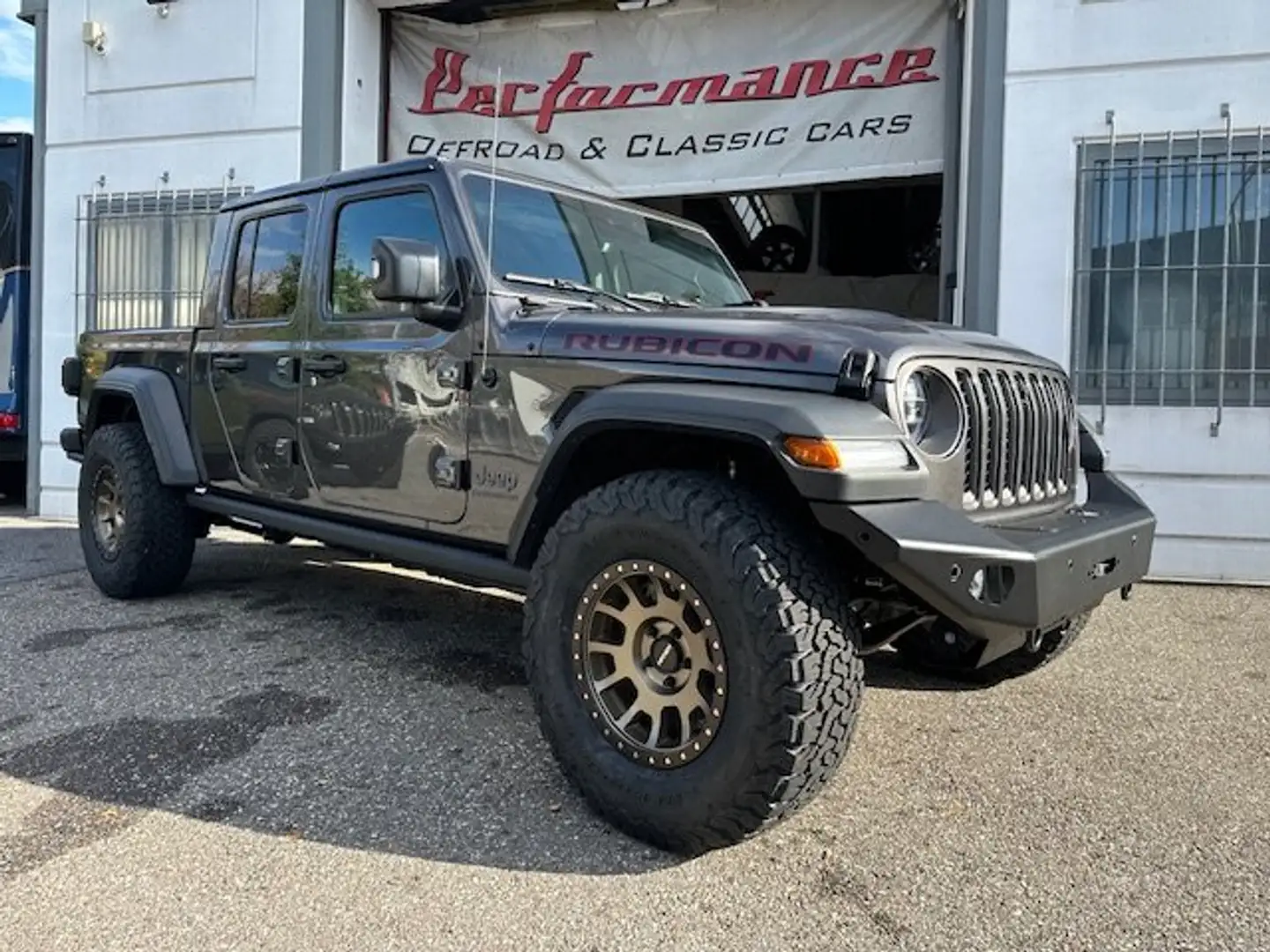 Jeep Gladiator 3.6 V6 RUBICON EUROPA !!! 35' + 37' Сірий - 1