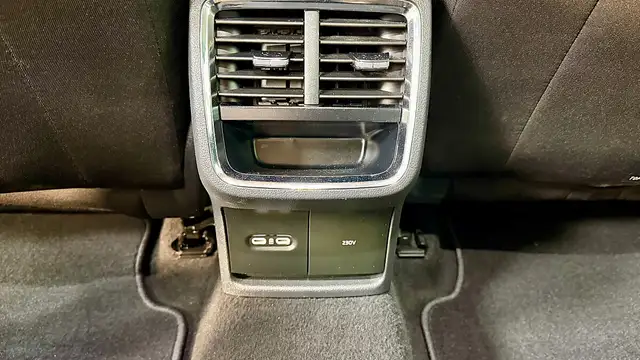 Skoda Octavia view 8