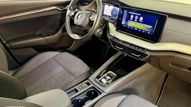 Skoda Octavia view 2