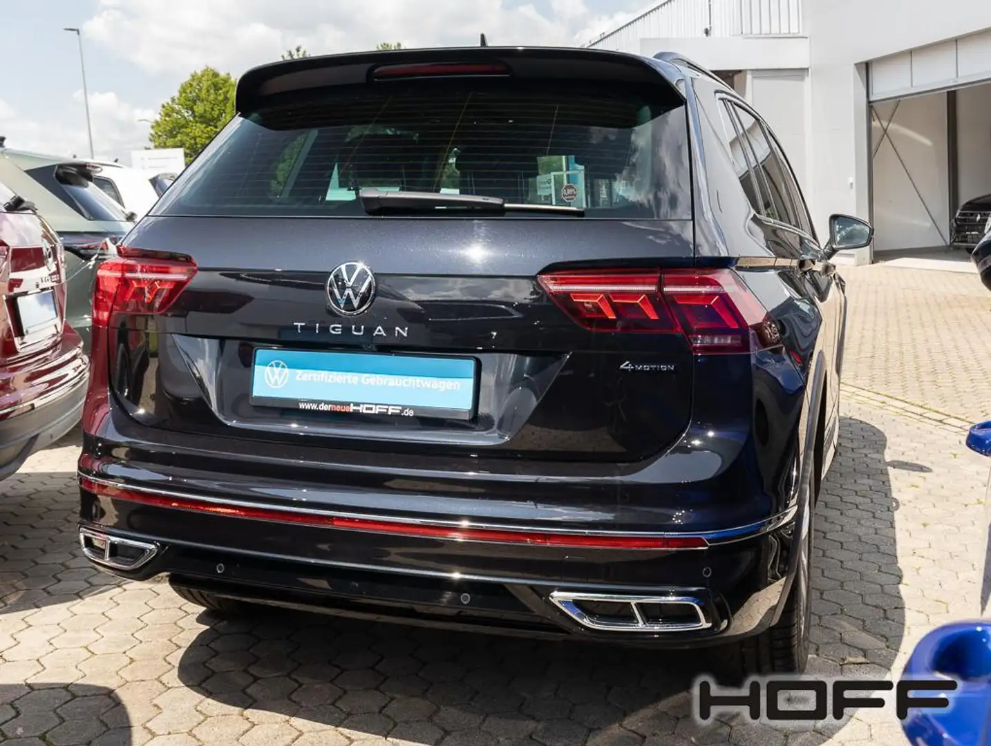 Volkswagen Tiguan 2.0 TDI DSG R-Line 4Motion Leder Standheizung Pano Nero - 2