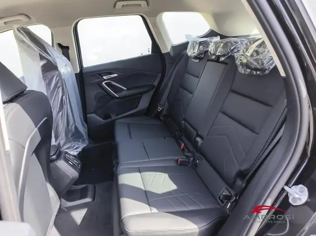 BMW X1 view 8