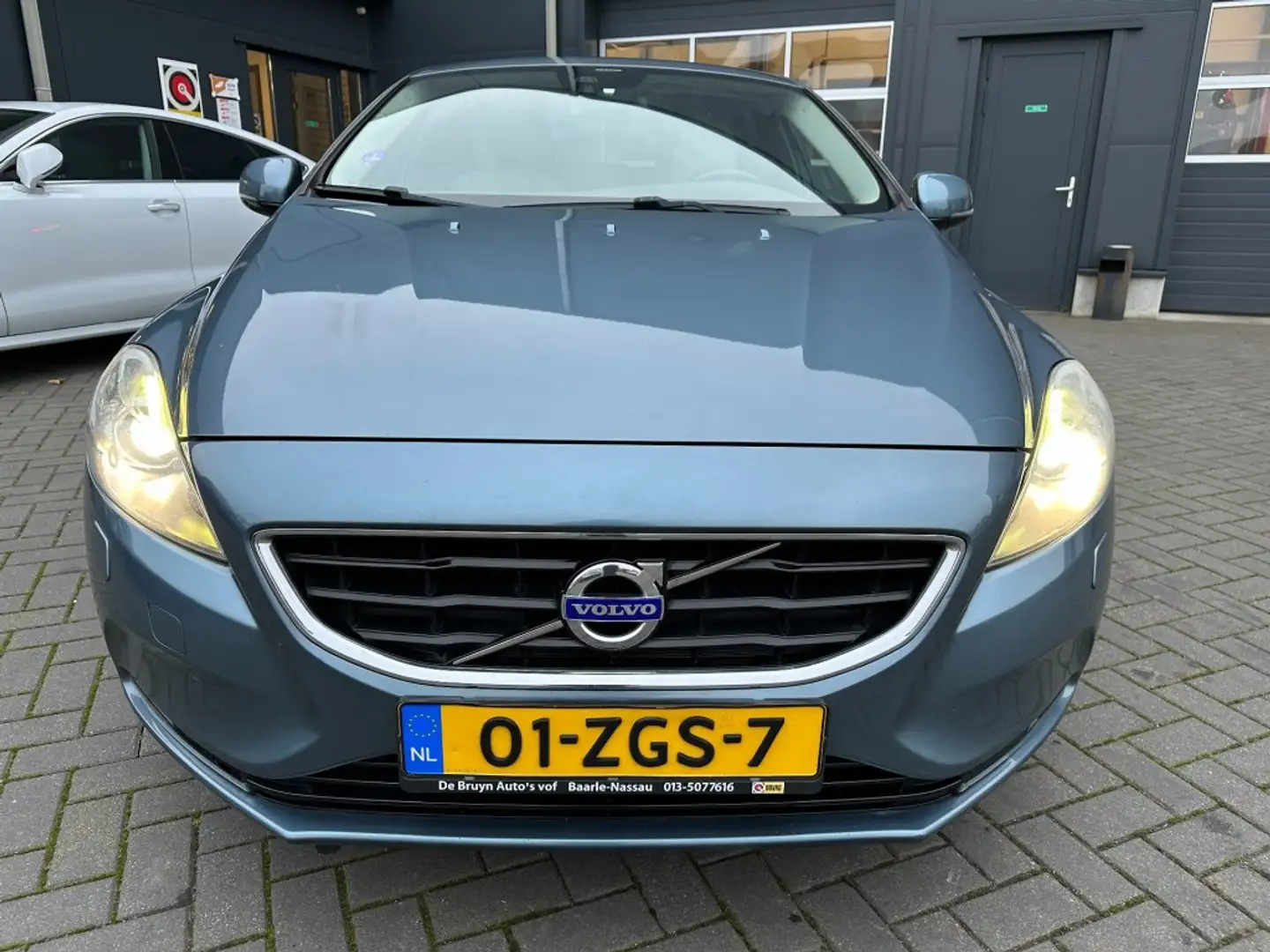 Volvo V40 V40 T4 Summum Navi Camera Leder Trekhaak Bleu - 2