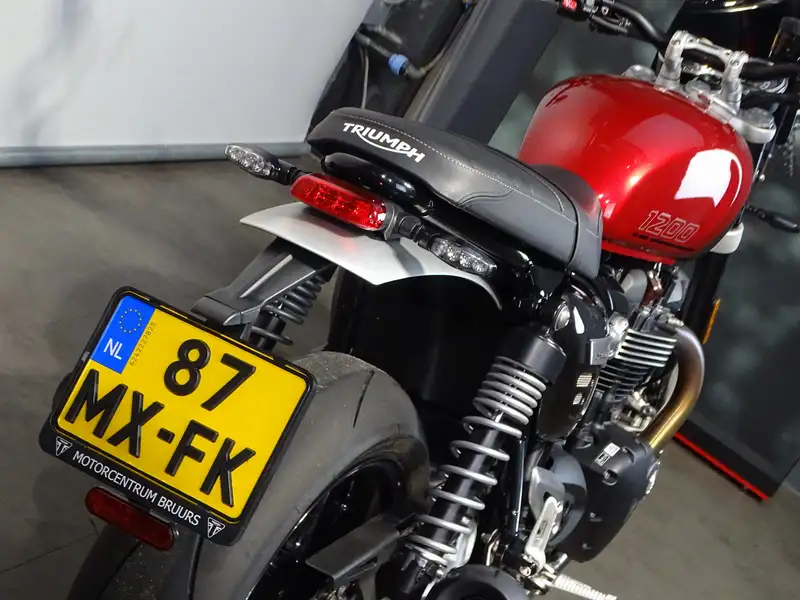 Triumph Speed Twin - foto 5