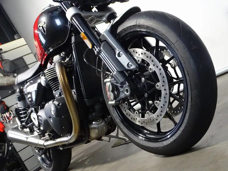 Triumph Speed Twin - foto 7