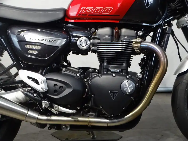 Triumph Speed Twin - foto 6