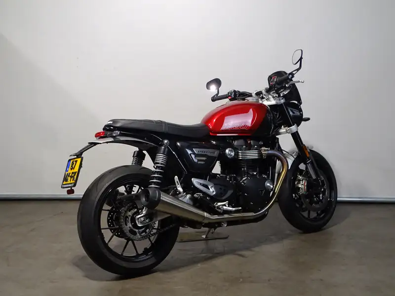 Triumph Speed Twin - foto 3