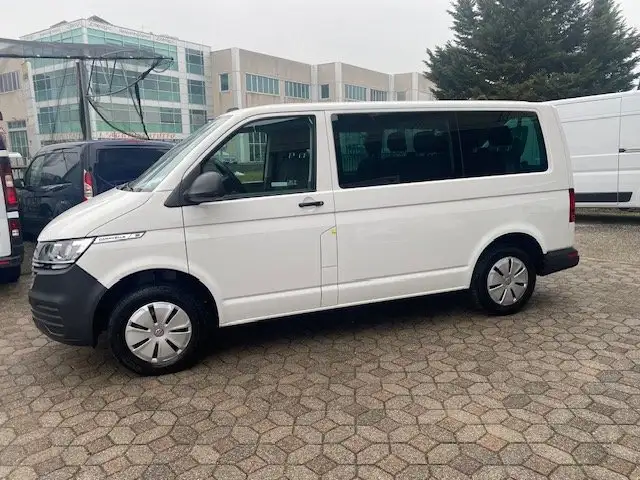 Volkswagen T6 Caravelle TRENDLINE 9 POSTI