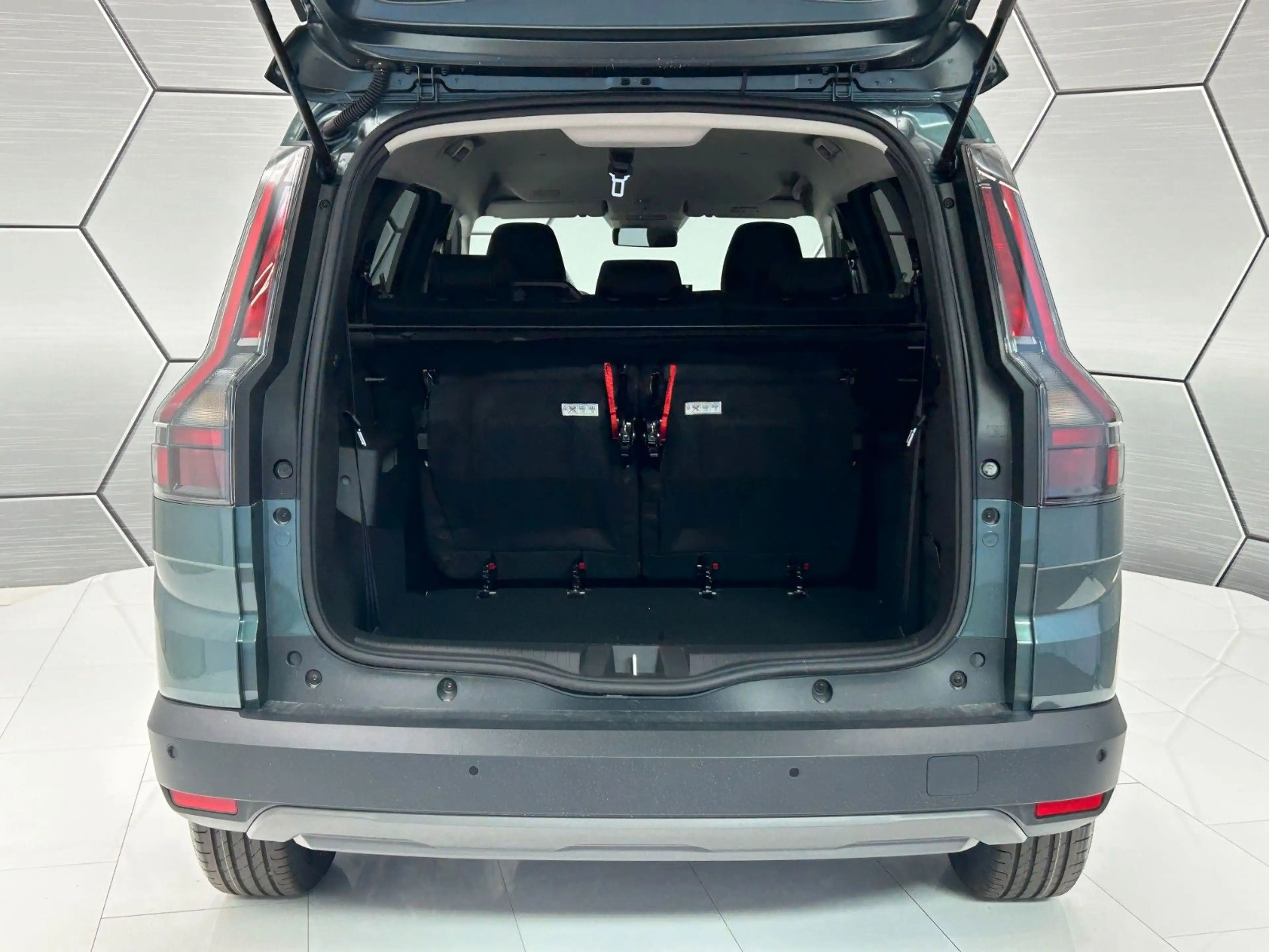 Dacia Jogger Extreme Eco-G 120 AT Winter/Driving 7-S — photo 7