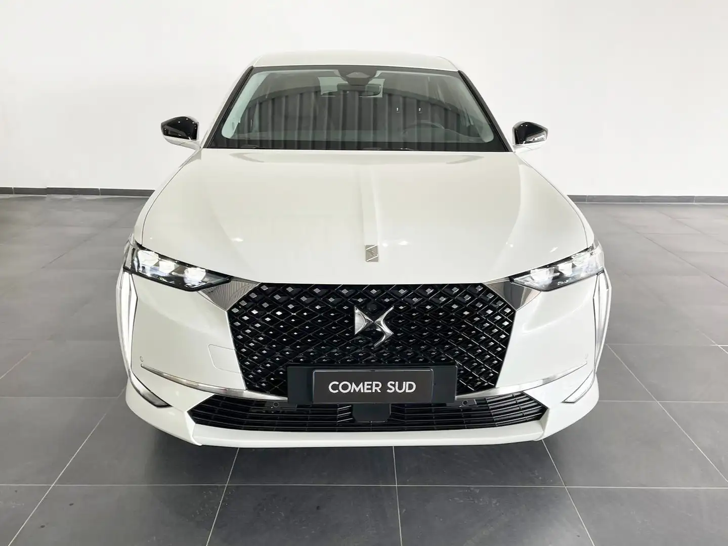 DS Automobiles DS 4 1.5 BlueHDi Rivoli Blanc - 2