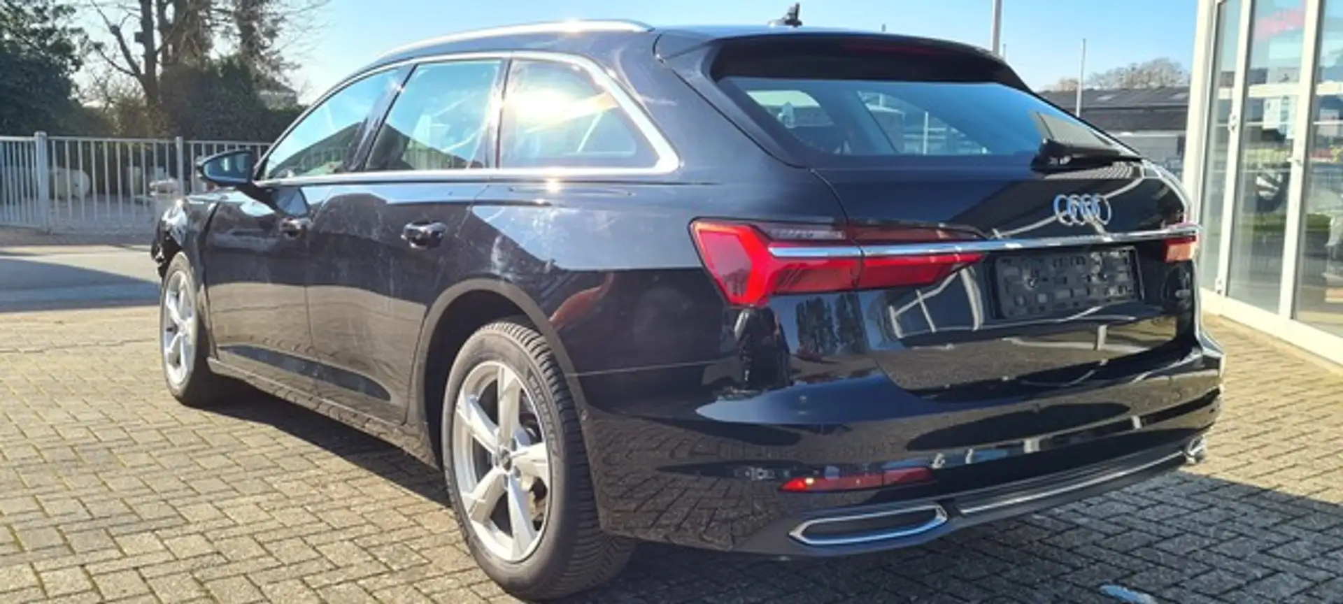 Audi A6 Avant 45 TDI quattro sport Schwarz - 2