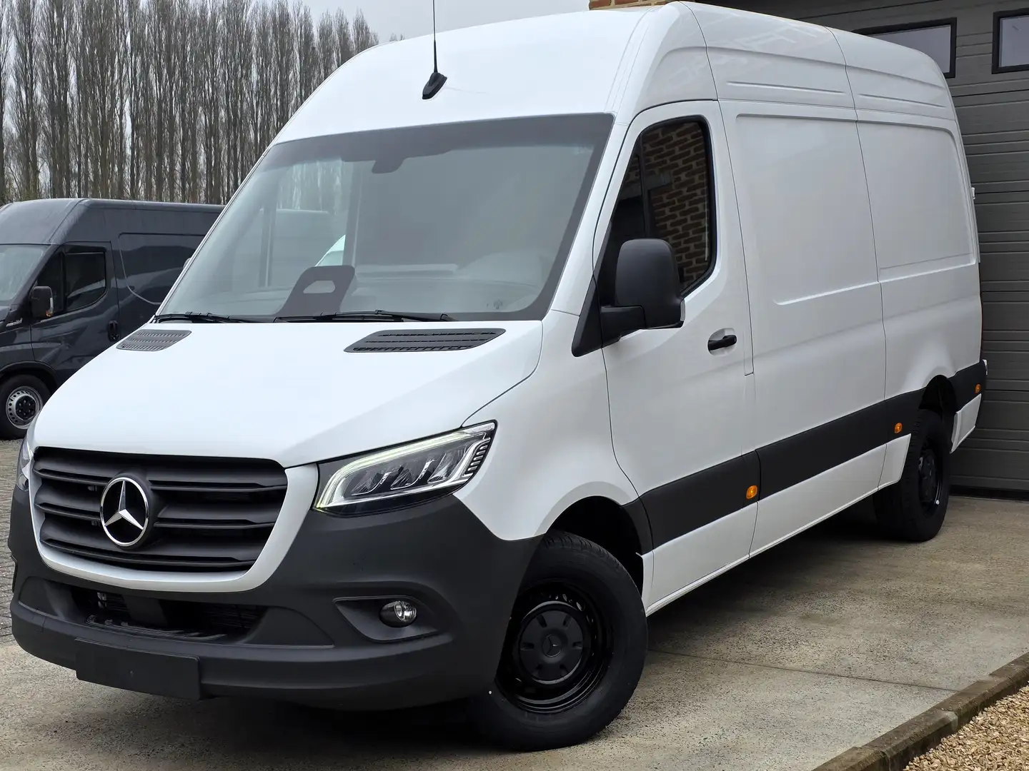 Mercedes-Benz Sprinter 319 - 49.990EX L2H2 NIEUW 0KM 2025 - Trekh 3.5TON Wit - 1