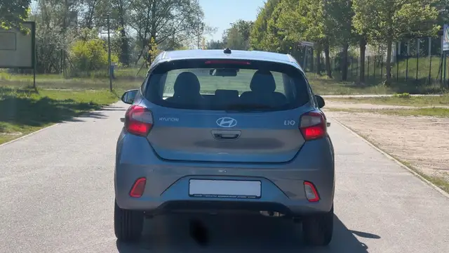 Hyundai I10 view 5
