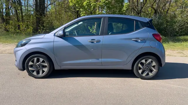 Hyundai I10 view 7