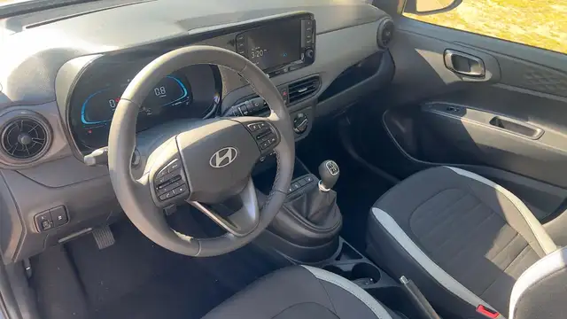 Hyundai I10 view 13