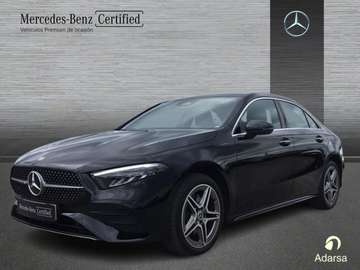 e Berlina con tecnologí híbrida EQ