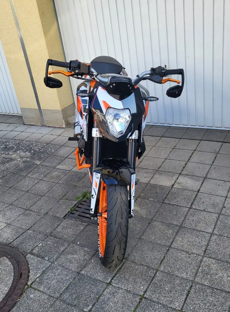 KTM 390 Duke Schwarz - 2