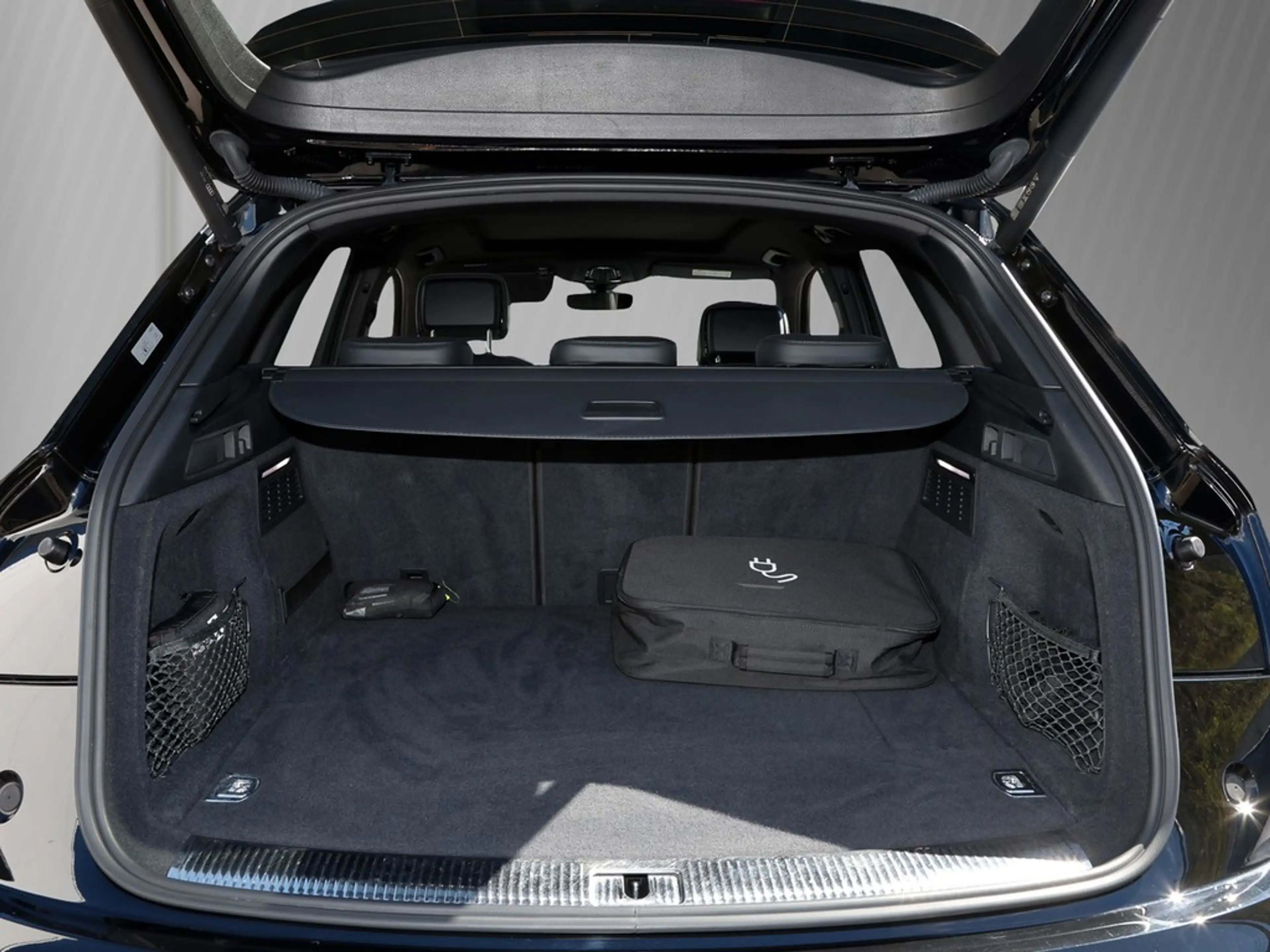 Audi Q5 50 TFSI e Panorama Leder Head-up ACC Kamera — photo 12