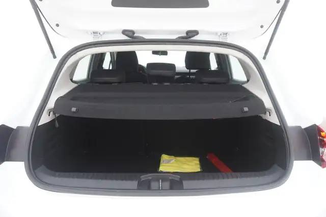 Renault Clio view 14