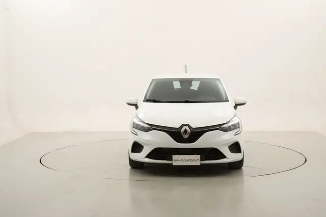 Renault Clio view 8