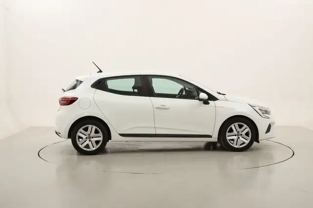 Renault Clio view 6