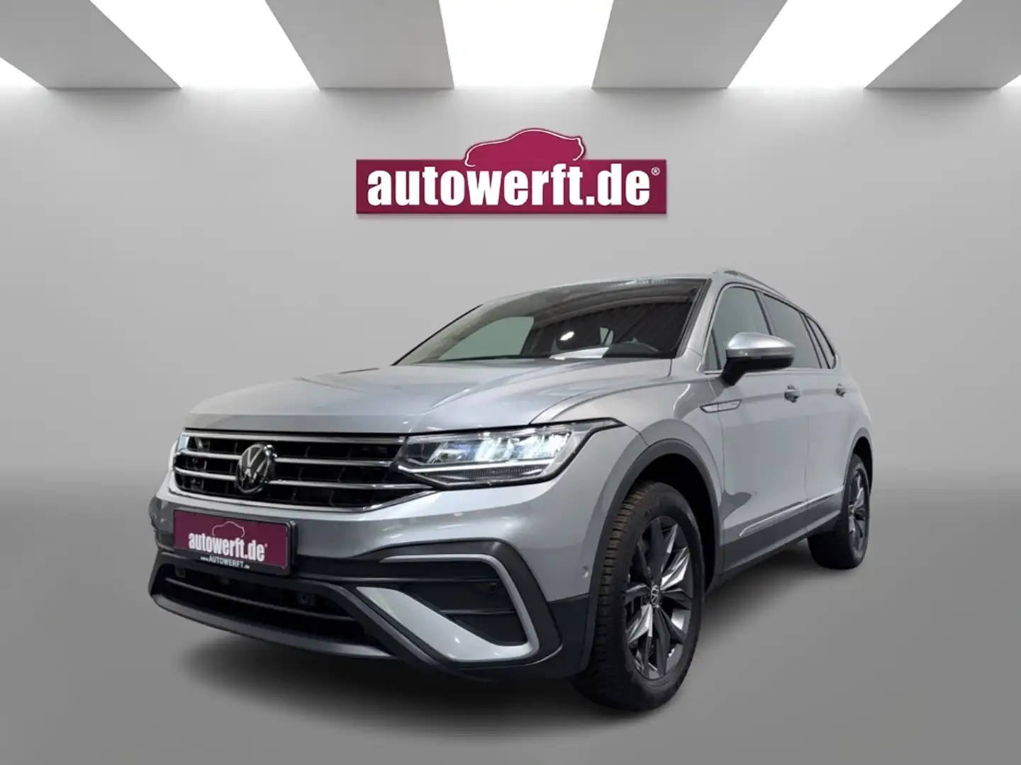 Volkswagen Tiguan Allspace 2.0 TDI 4M DSG MOVE 7SITZER CAM VIRTUAL NAVI 18Z Argent - 1