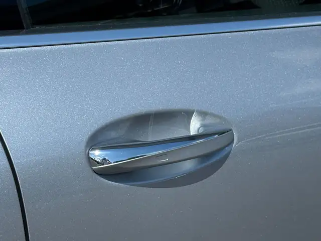 Mercedes-Benz Gla view 13