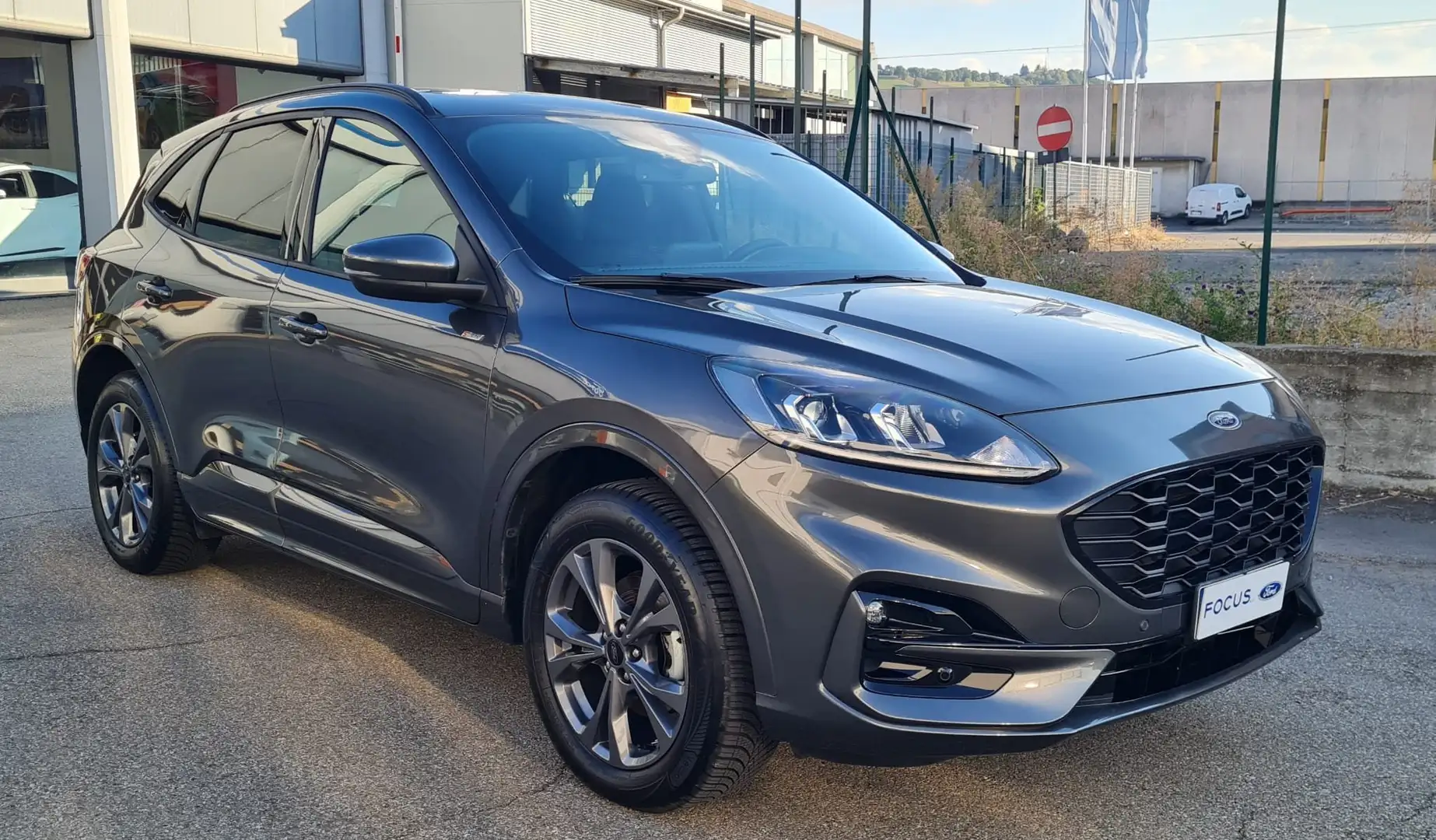 Ford Kuga Kuga 2.5 phev ST-Line 2wd 225cv cvt Grigio - 1